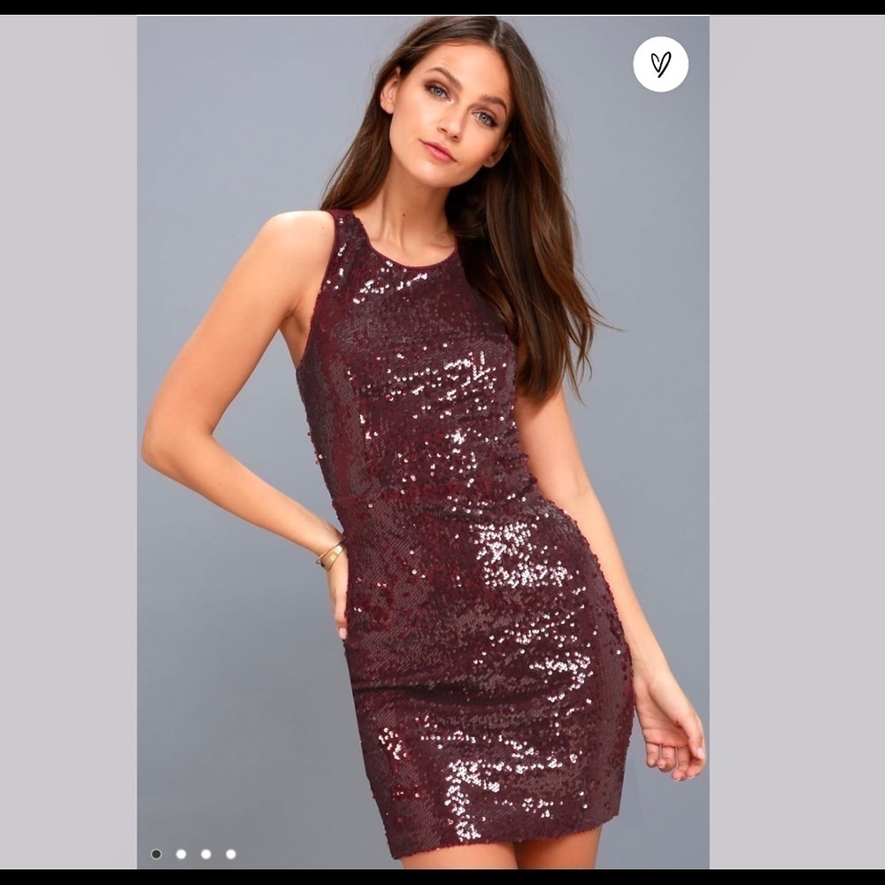 LULU’S Burgundy Sequin Backless Bodycon Dress M